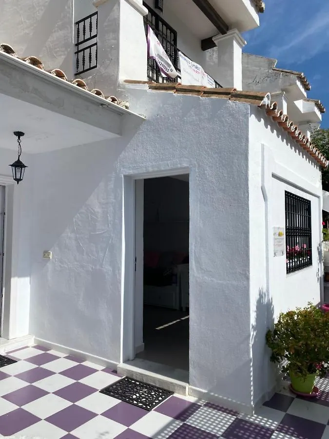 Studio -Patio Andaluz- Marbella 0*,  España